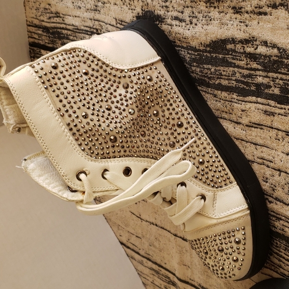 Off white sneaker - Picture 2 of 5